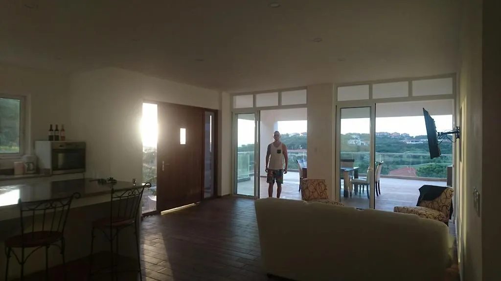 Beach Apartments Villa , Blue Bay